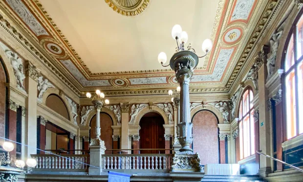 Modernes Büro in historischer Wiener Börse