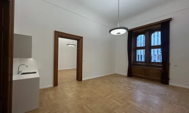 Modernes Büro in historischer Wiener Börse