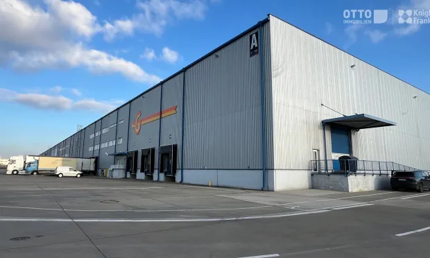 Slowakei - Senec: perfekt gelegene Logistikhalle / provisionsfreie Anmietung