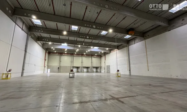 Slowakei - Senec: perfekt gelegene Logistikhalle / provisionsfreie Anmietung