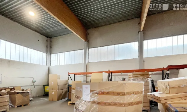 Optimal gelegene Betriebsobjekt mit Lager- und Bürofläche