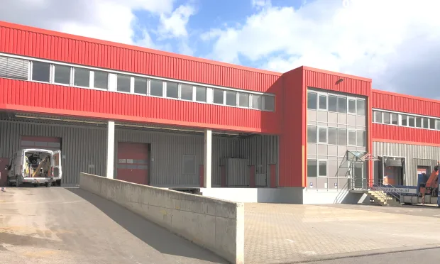 Logistics Facility / Vienna Airport