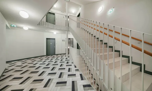 Erstbezug – Idyllisch im Grünen – Großes Outdoor-Areal