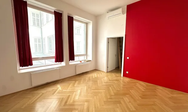 Bürofläche neben der Oper mit Waschbecken