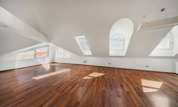 4-Zimmer Dachgeschosswohnung mit Grünblick