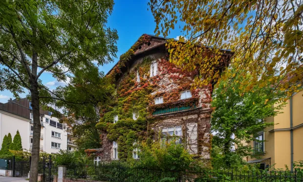 Mitten im Cottage - Villa mit großem Garten