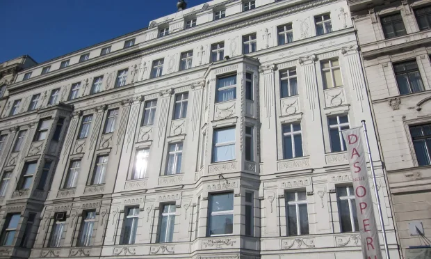 Terrassenbüro direkt am Naschmarkt