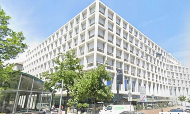 Geschäftsflächen im Post am Rochus