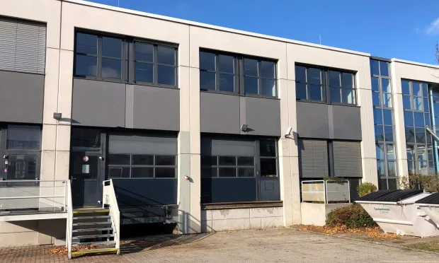 Moderne Lagerflächen an der S1