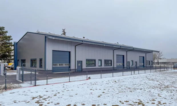 Neubauhalle im Wiener Norden