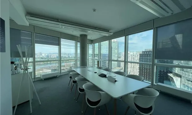 TECH GATE - Flexible office space in the tower
