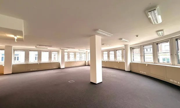 Zentrale Bürofläche mit sehr guter Infrastruktur