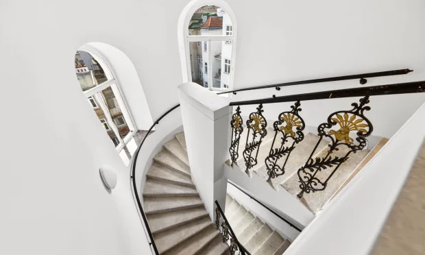 First-occupancy attic conversion near Schönbrunn