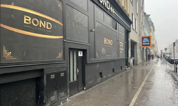 Versatile commercial space