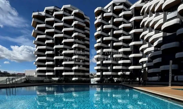 2-bedroom flat with river views in Parque das Nações