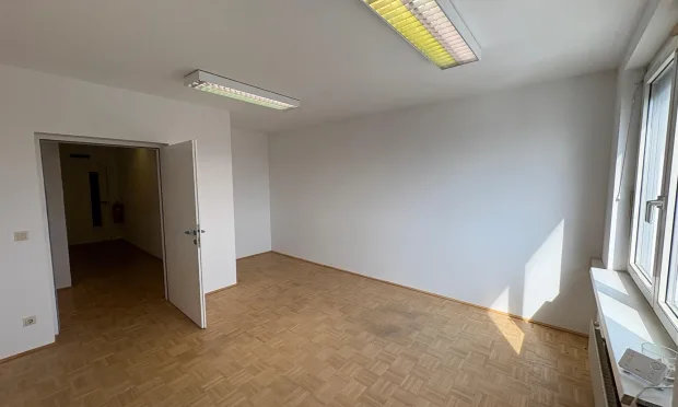 Büroflächen in Wien 23 – funktional & sofort nutzbar