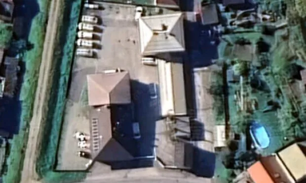 Liegenschaft kaufen in Klein-Pöchlarn: Grundstück (Wohngebiet) mit Wohnhaus, Büro & Lagerhalle