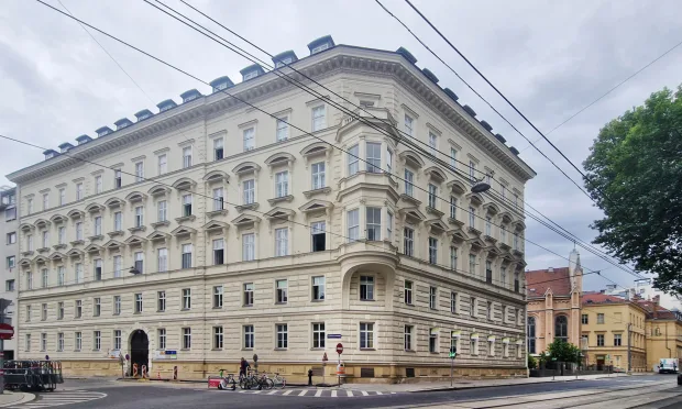 Hochwertiges Altbaubüro in zentraler Lage
