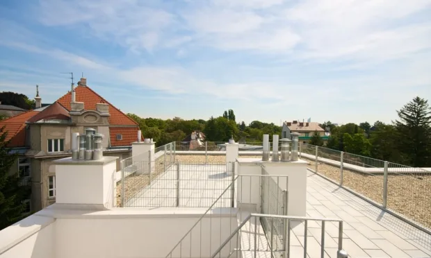 Modern 4-bedroom penthouse apartment with a rooftop terrace
