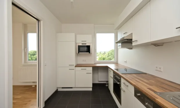 Bright top-floor 3-room apartment with a sunny terrace in Vienna's 19th district