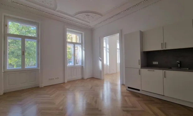 Erstbezug - topsanierter Altbau in der Sechskrügelgasse