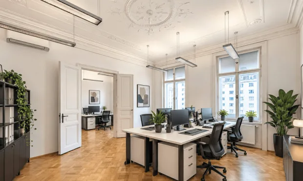 Naschmarkt office with air conditioning and an efficient layout