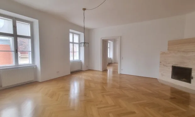 wunderschöne Altbauwohnung - beste Lage - 4.Liftstock