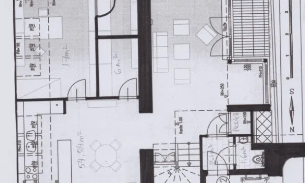 Thumbnail: Charming city apartment with balcony