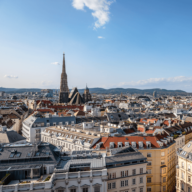 Wiener Innenstadt mit Stephansdom aus der Vogelperspektive